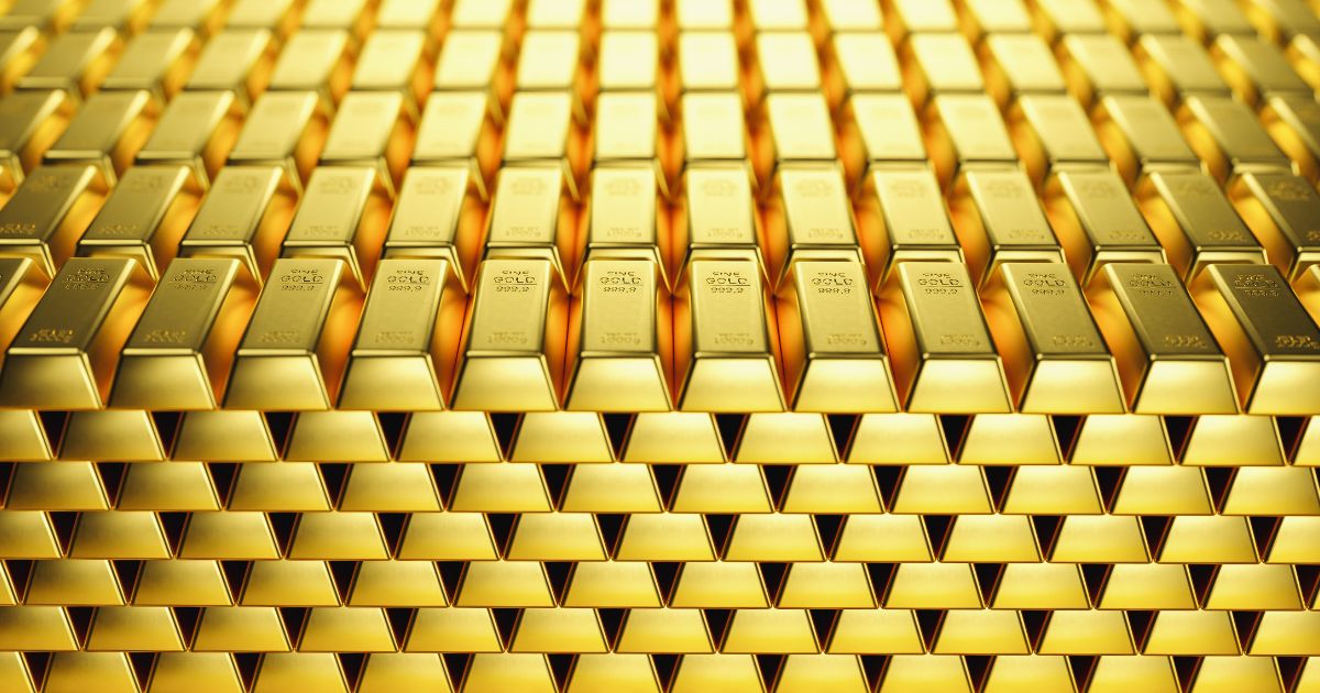 China hoards 4 of the worlds gold reserves while Australia acquires 100kg in just ten years