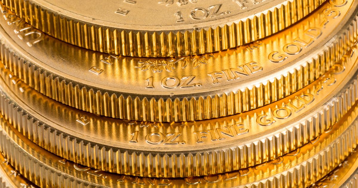 Gold Prices Set to Shine in the Medium-Term, Targeting $2,400 per Ounce